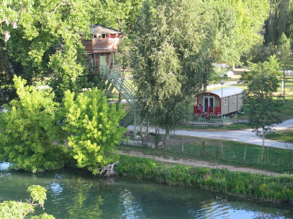 Camping Belle Riviere Chaniers Экстерьер фото