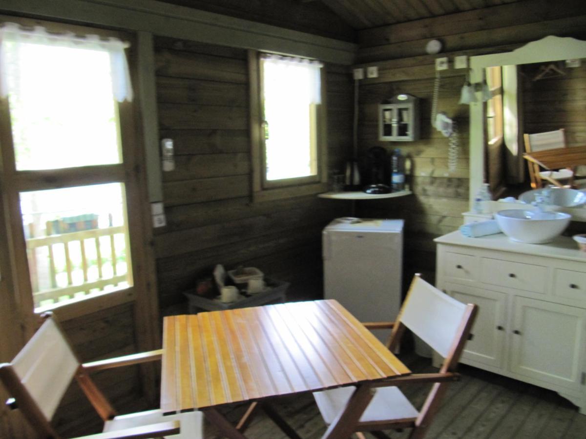 Camping Belle Riviere Chaniers Экстерьер фото