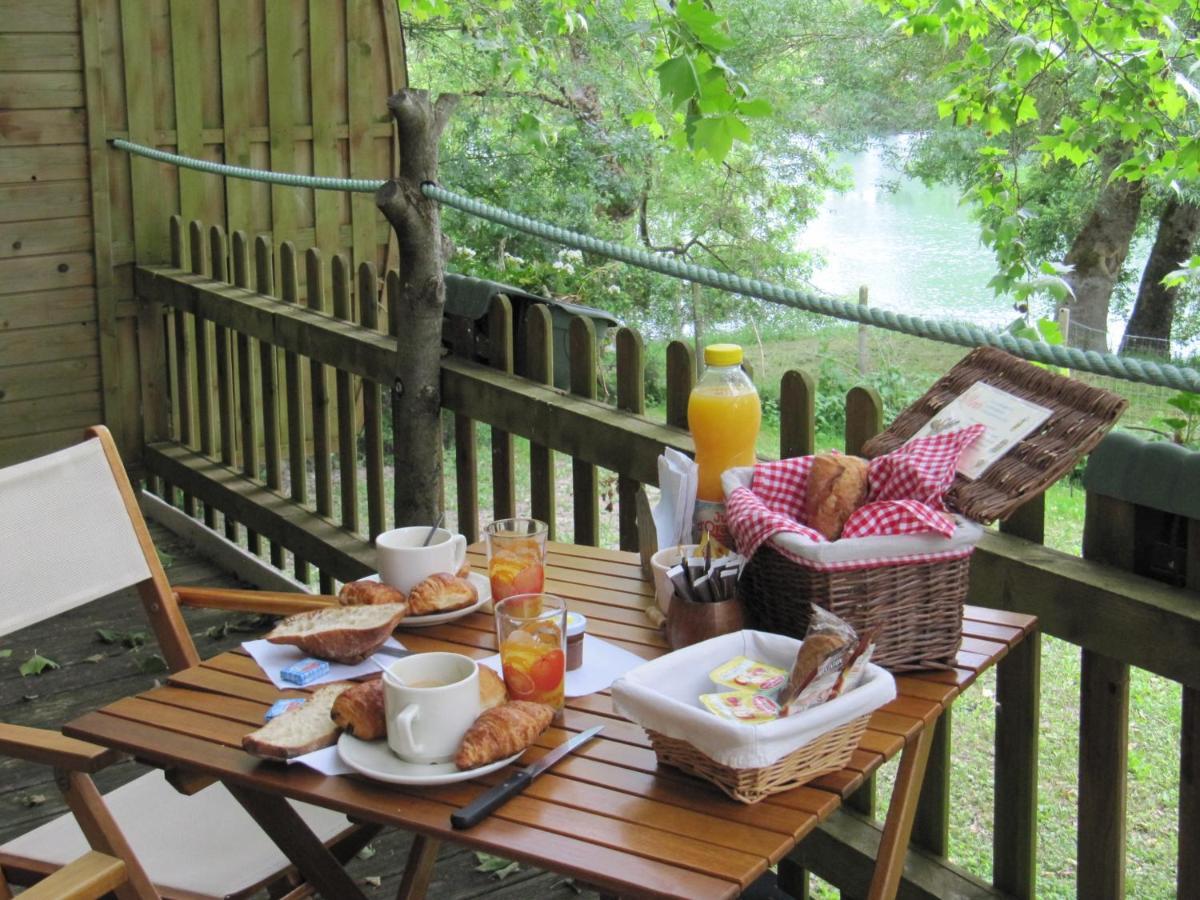 Camping Belle Riviere Chaniers Экстерьер фото