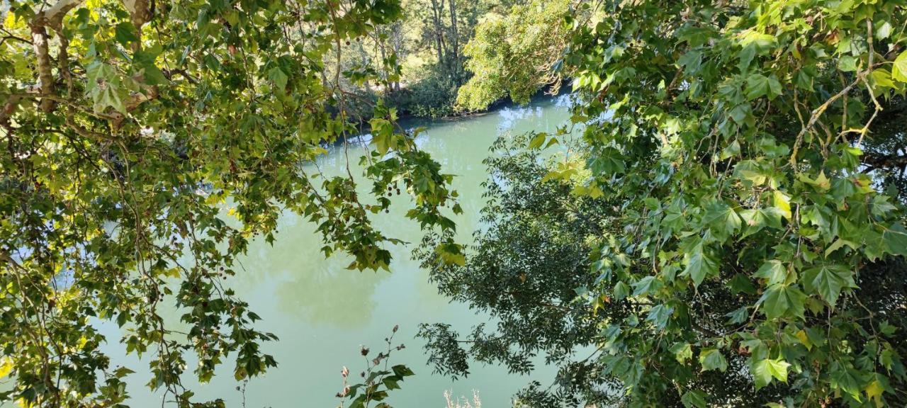 Camping Belle Riviere Chaniers Экстерьер фото