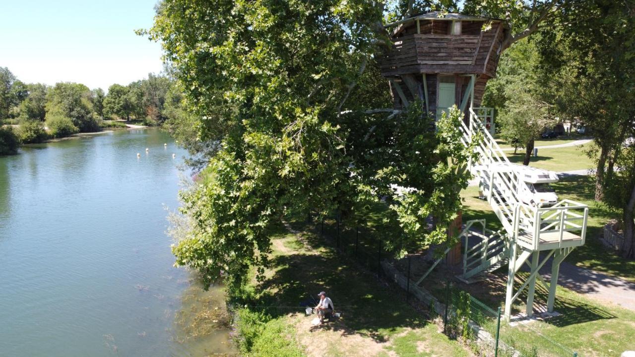 Camping Belle Riviere Chaniers Экстерьер фото